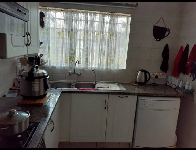 3 BEDROOM TOWNHOUSE FOR SALE IN ANNLIN